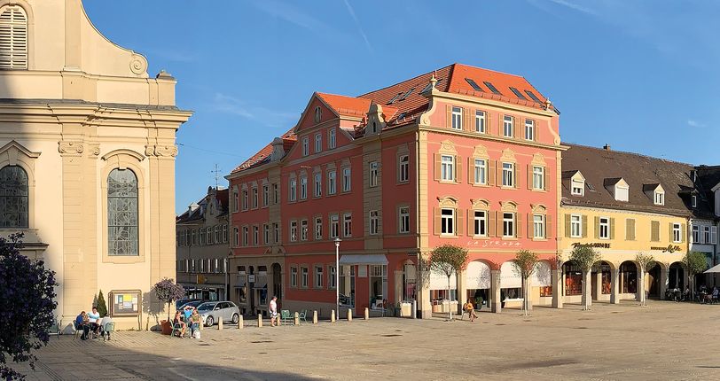 Ludwigsburg-Mitte – am schönsten barocken Marktplatz
